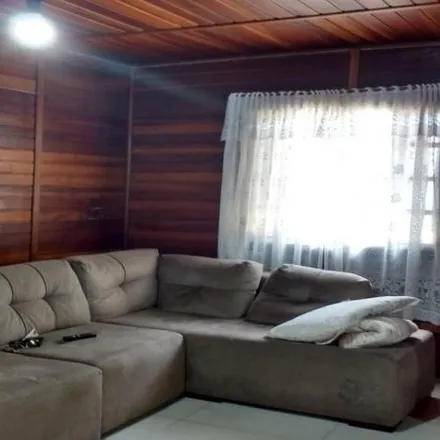 Buy this 4 bed house on Avenida Presidente Getúlio Vargas in Centro, Alvorada - RS