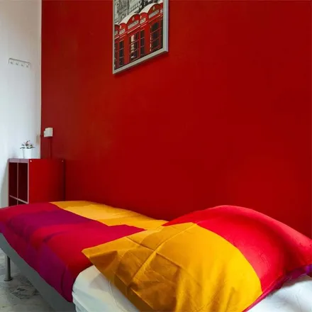 Image 4 - Via Antonio Panizzi, 20146 Milan MI, Italy - Room for rent