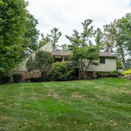 Image 1 - 2932 Shannon Drive, Oakland Charter Township, MI 48363, USA - House for sale