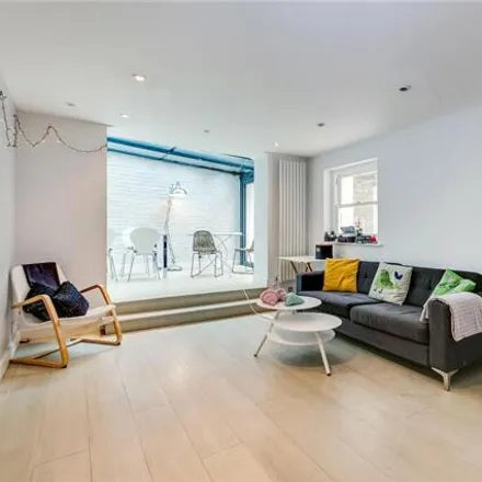 Image 2 - 27 Cleveland Terrace, London, W2 6QH, United Kingdom - Room for rent