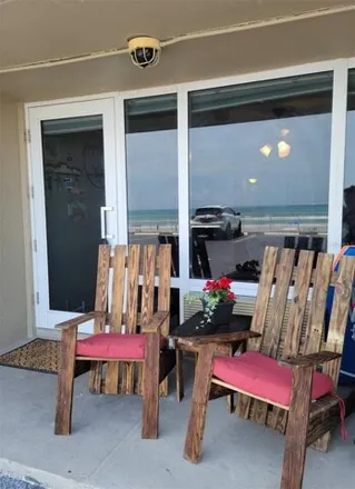 Buy this 1 bed condo on Pirate's Cove in Dunlawton Boulevard, Daytona Beach Shores
