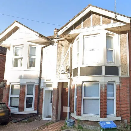 Rent this 5 bed duplex on 56 Devonshire Road in Bedford Place, Southampton