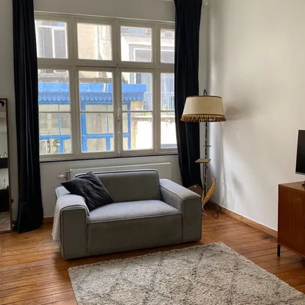 Rent this 1 bed apartment on Place Maurice Van Meenen - Maurice Van Meenenplein 39 in 1060 Saint-Gilles - Sint-Gillis, Belgium