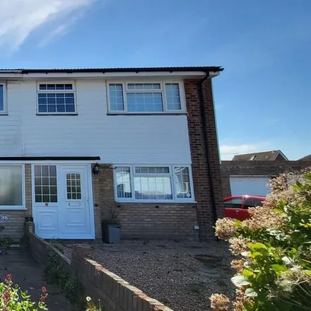 Rent this 3 bed townhouse on Cornwallis Close in Eastbourne, BN23 6AX