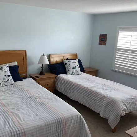 Rent this 2 bed condo on Belleair Beach in FL, 33786