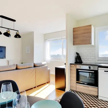 Rent this 2 bed apartment on 40 Avenue Claude Vellefaux in 75010 Paris, France