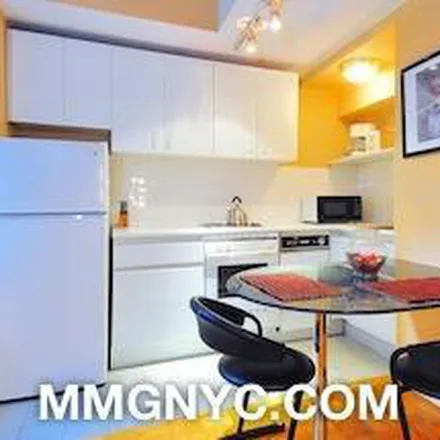 Image 4 - 458 West 49th Street, New York, NY 10019, USA - Apartment for rent