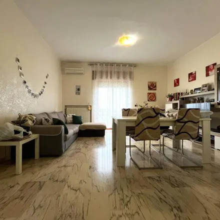 Image 3 - Viale Vincenzo De Filippis, 88100 Catanzaro CZ, Italy - Apartment for rent