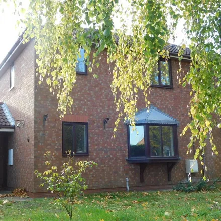 Rent this 2 bed townhouse on The Lilacs in Pocklington, YO42 2GE