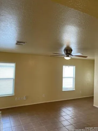 Image 6 - 2817 Buttery Palm, Bexar County, TX 78245, USA - House for sale