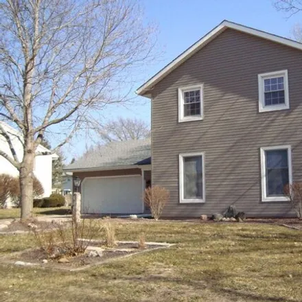 Image 3 - 1077 Woodbine Circle West, Galesburg, IL 61401, USA - House for sale