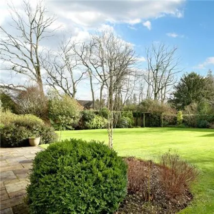 Image 2 - Cambridge Road, Forty Green, HP9 1HW, United Kingdom - House for sale