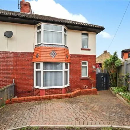 Buy this 2 bed duplex on Moorlands Crescent in Benfieldside, DH8 0JR