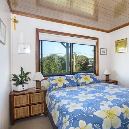 Rent this 2 bed house on Bawley Point NSW 2539