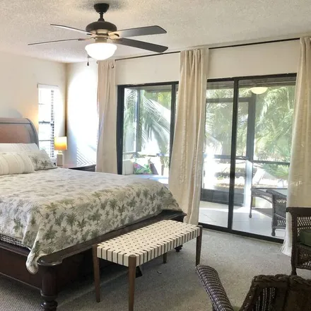 Rent this 2 bed house on Sarasota