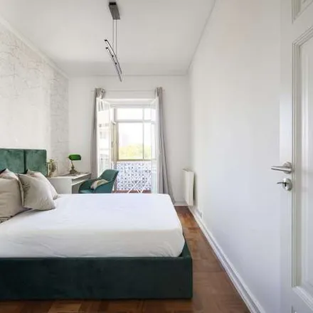 Rent this 7 bed apartment on Avenida Defensores de Chaves 81 in 1000-147 Lisbon, Portugal