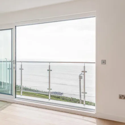 Buy this 2 bed apartment on South Coast Road in Brighton, BN2 8LZ