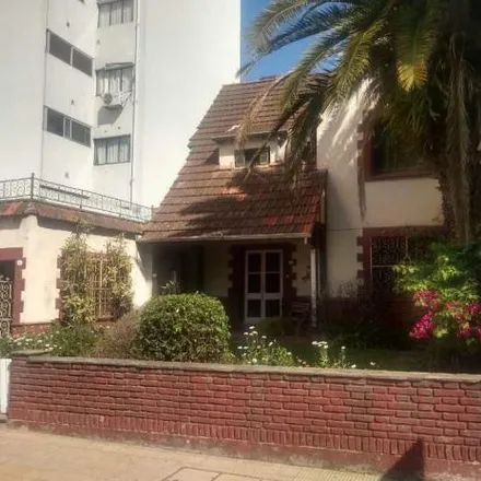 Image 1 - Roque Sáenz Peña 136, Barrio Carreras, B1642 DJA San Isidro, Argentina - House for rent