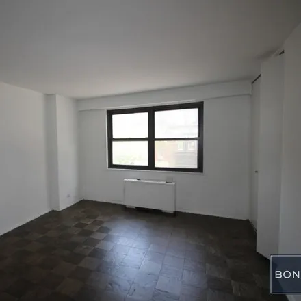 Image 3 - 145 East 16th Street, New York, NY 11226, USA - Apartment for rent