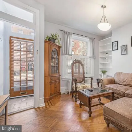 Image 5 - 3022 Poplar Street, Philadelphia, PA 19130, USA - Townhouse for sale