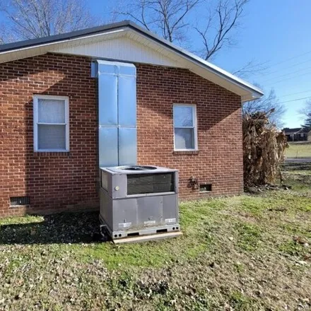 Image 2 - 587 Lower Jackson Road, Crockett County, TN 38006, USA - House for sale