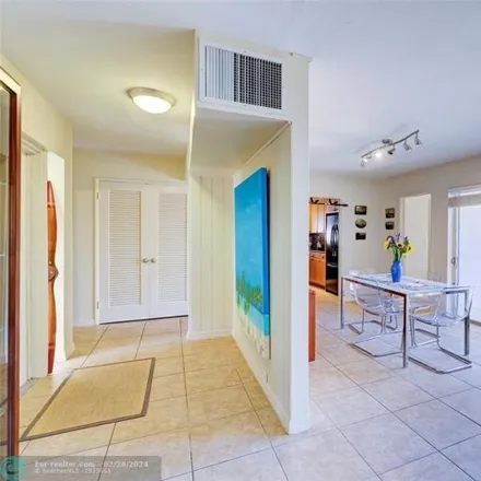 Image 6 - 1618 Poinsettia Drive, Bay Harbor, Fort Lauderdale, FL 33305, USA - House for sale