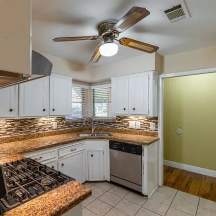 Rent this 1 bed room on 12361 Wedgehill Lane in Houston, TX 77077