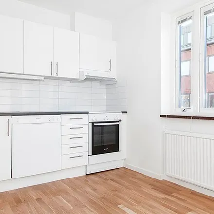 Rent this 3 bed apartment on Högskolan i Borås in Olovsholmsgatan, 506 34 Borås