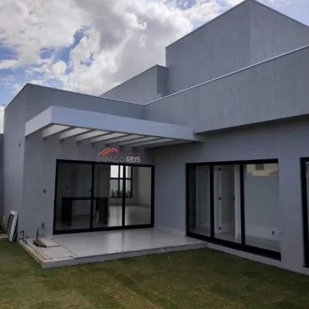 Buy this 3 bed house on Avenida do Contorno in Caminho Verde, Cabo Frio - RJ