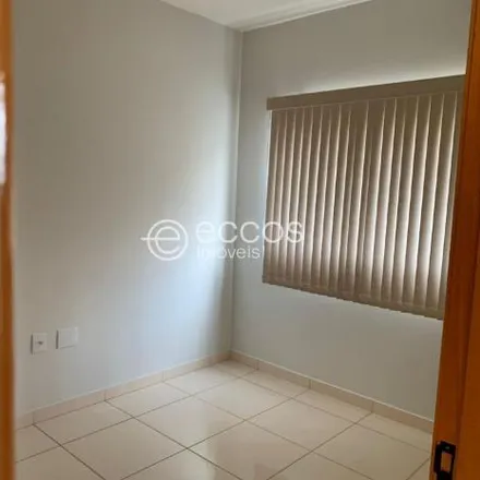 Buy this 2 bed apartment on Rua Um in Jardim Patrícia, Uberlândia - MG