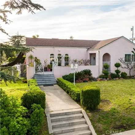 Buy this 3 bed house on 3311 West 11th Street in Los Angeles, CA 90019