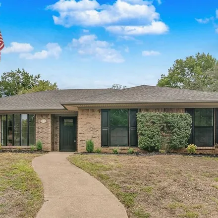Buy this 3 bed house on 21 Haven Circle in Denison, TX 75020