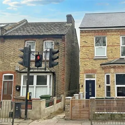 Buy this 3 bed house on 230 London Road in London, SM6 7EA