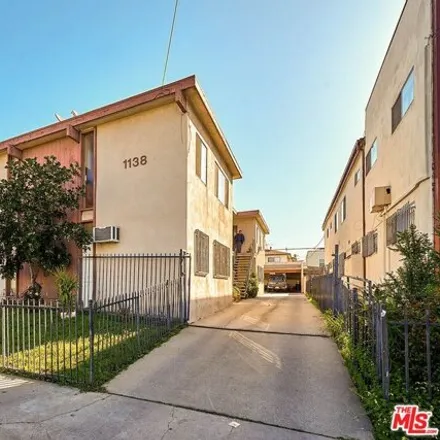 Buy this 1studio house on 1138 Fedora St in Los Angeles, California