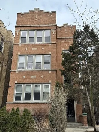 Rent this 3 bed apartment on 6327 North Oakley Avenue in Chicago, IL 60645
