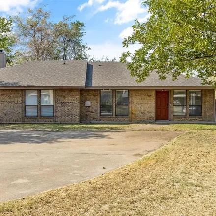 Buy this 4 bed duplex on 207 Lanham Court in White Settlement, TX 76108