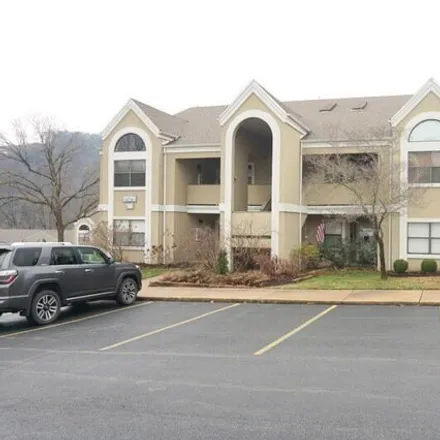 Buy this 3 bed condo on 286 Wimbledon Drive in Branson, MO 65616