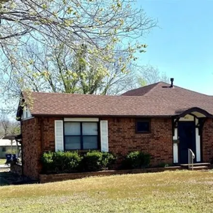 Buy this 2 bed house on 1668 Foster Avenue in Seminole, OK 74868