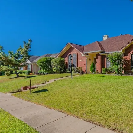 Image 3 - 1422 Dudley Drive, Carrollton, TX 75007, USA - House for sale