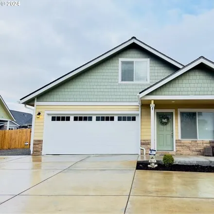 Buy this 3 bed house on 6470 Main Street in Springfield, OR 97478