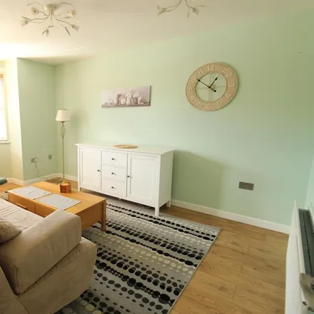 Rent this 2 bed apartment on Ashgrove Avenue in Aberdeen City, AB25 3BQ
