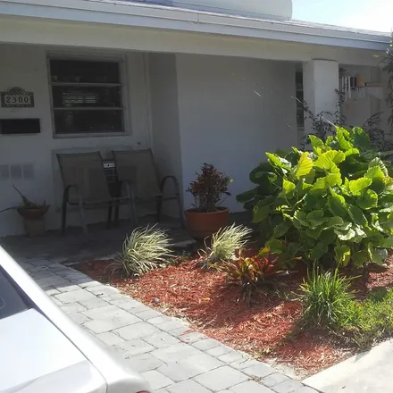 Rent this 1 bed house on Coral Estates in Wilton Manors, US