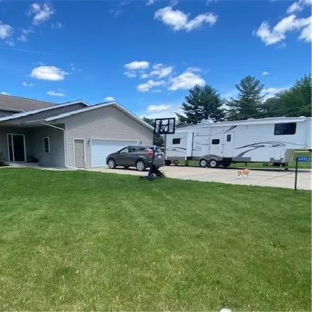 Image 1 - 44953 East Goodrich Street, Rushford Village, Fillmore County, MN 55971, USA - House for sale