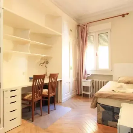 Rent this studio room on Madrid in Supercor Exprés, Calle de Juan Álvarez Mendizábal