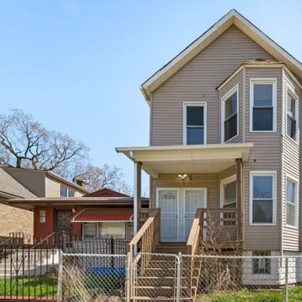 Buy this 7 bed house on 7329 South Peoria Street in Chicago, IL 60620
