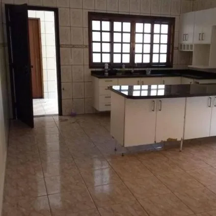 Buy this 5 bed house on Rua Boa Vista in Shangai, Mogi das Cruzes - SP