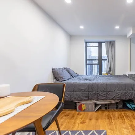 Image 2 - First Avenue Loop, New York, NY 10009, USA - Apartment for rent