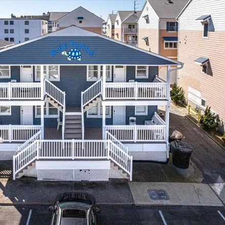 Buy this 8 bed house on 99 57th Street in Ocean City, MD 21842