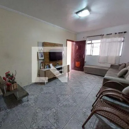 Buy this 3 bed house on Rua das Dálias in Assunção, São Bernardo do Campo - SP