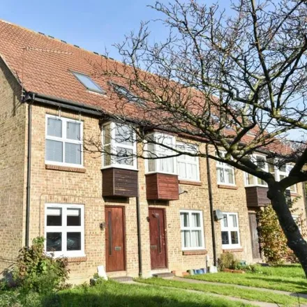 Rent this 1 bed townhouse on Bradfield Close in Jacobs Well, GU4 7YT